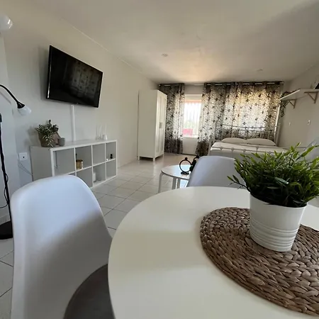 Cozy Mycenae Escape Near Ruins Apartment Argos Exterior photo